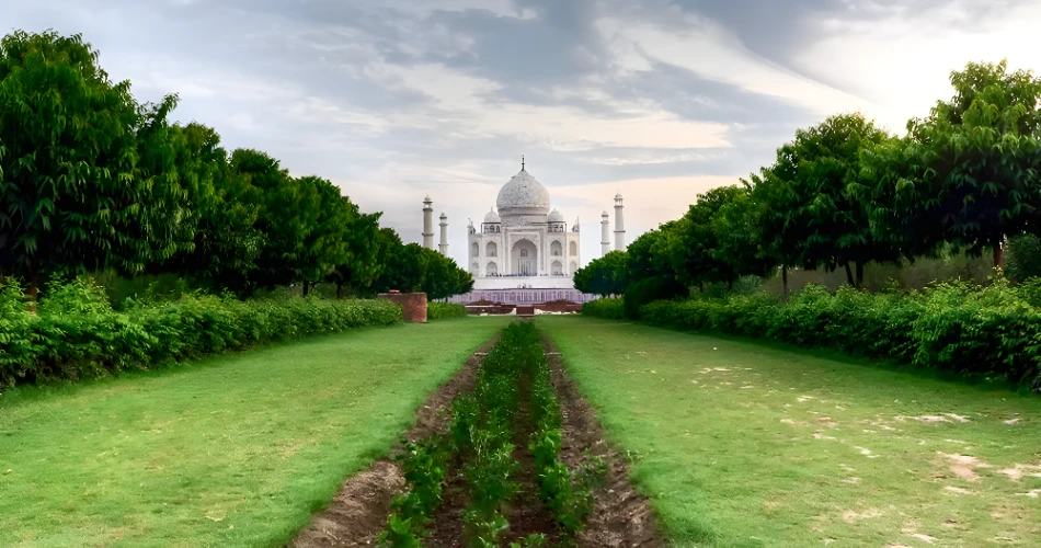 10 Best Attractions in Agra